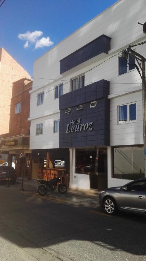 Leuroz
