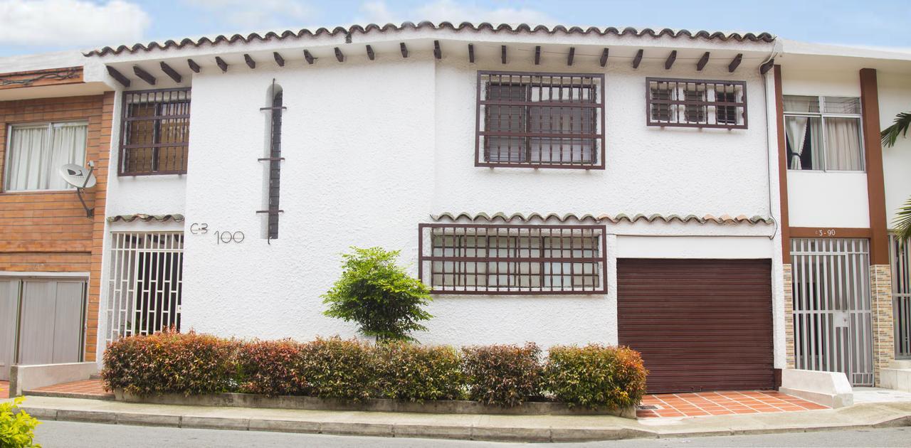 Casa Santa Ana * Medellín