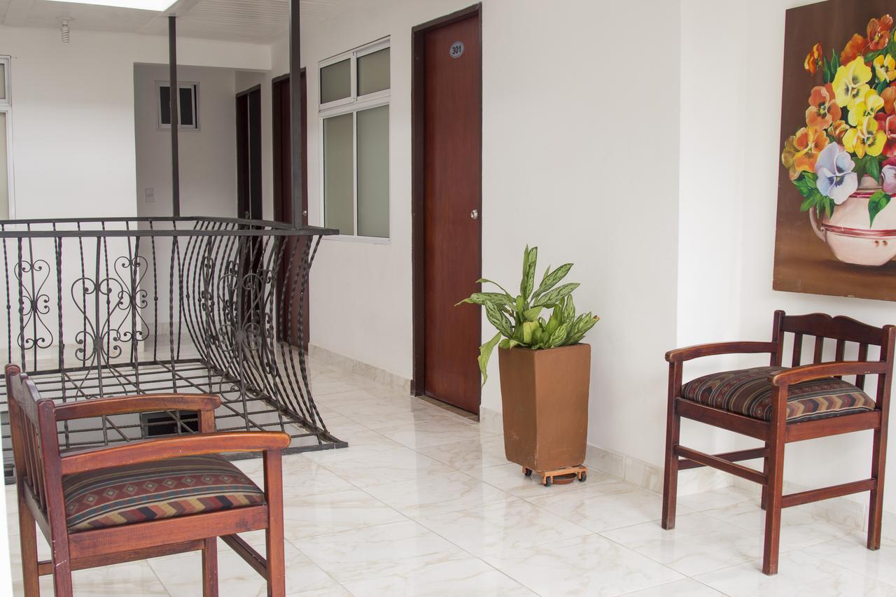 Hotel Casa Santa Ana *