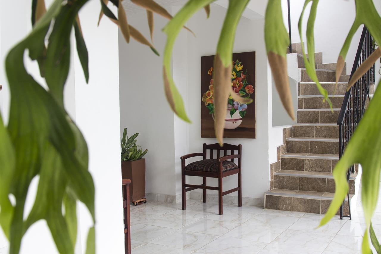 Hotel Casa Santa Ana *