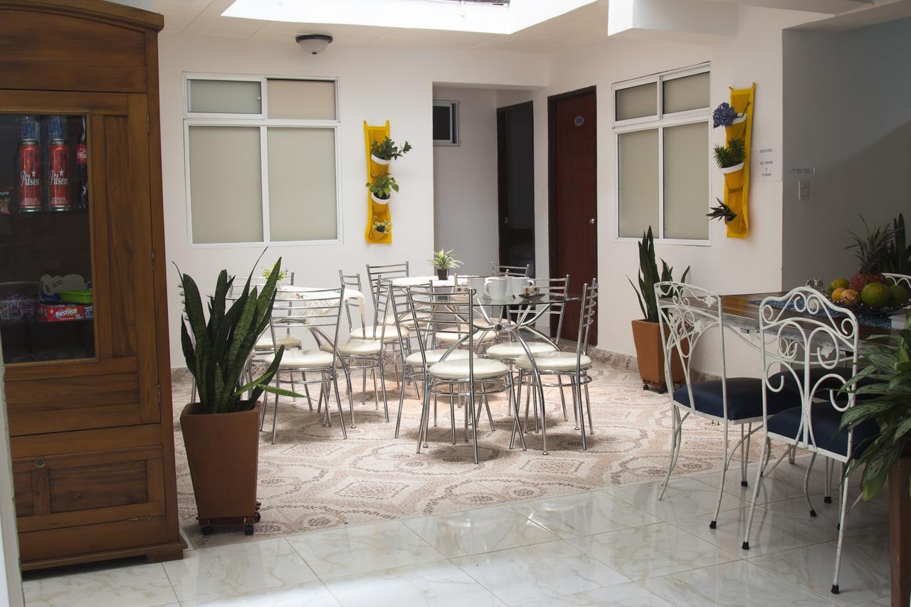 Hotel Casa Santa Ana *