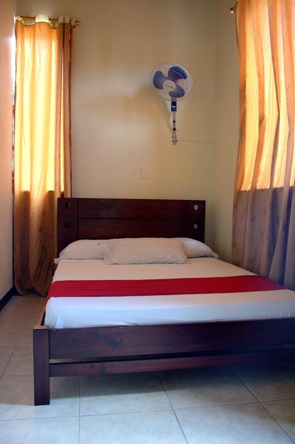 Hostal Relax 10 *