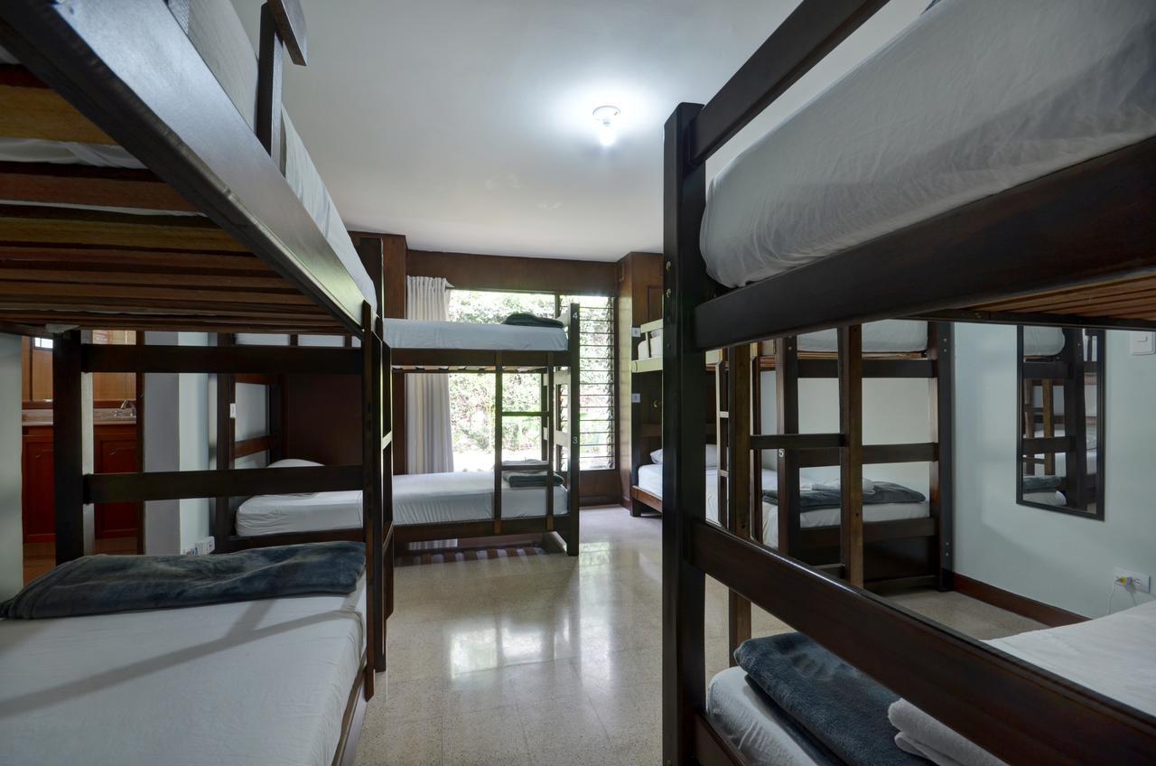Hostal Ivy *