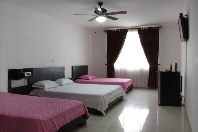 Plazuela San Ignacio 3* Medellin
