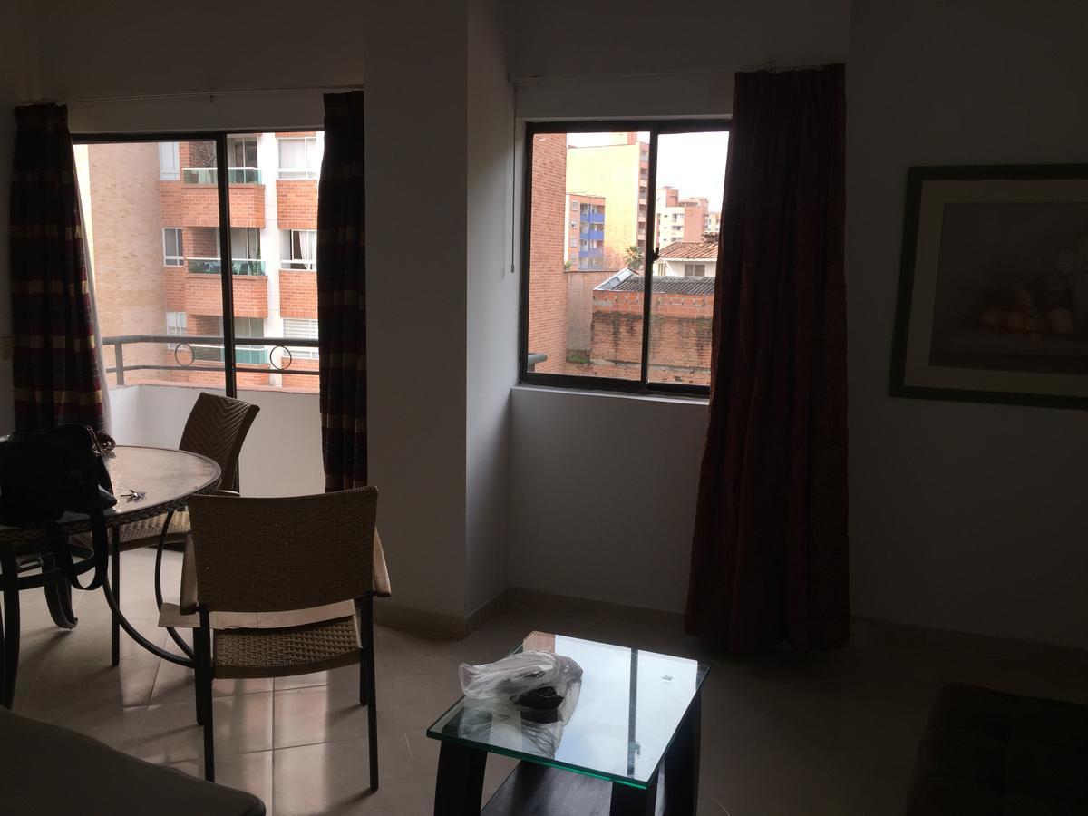 Apartamento Excelente, Moderno, Amoblado Y Bien Ubicado En Laureles, Medellín