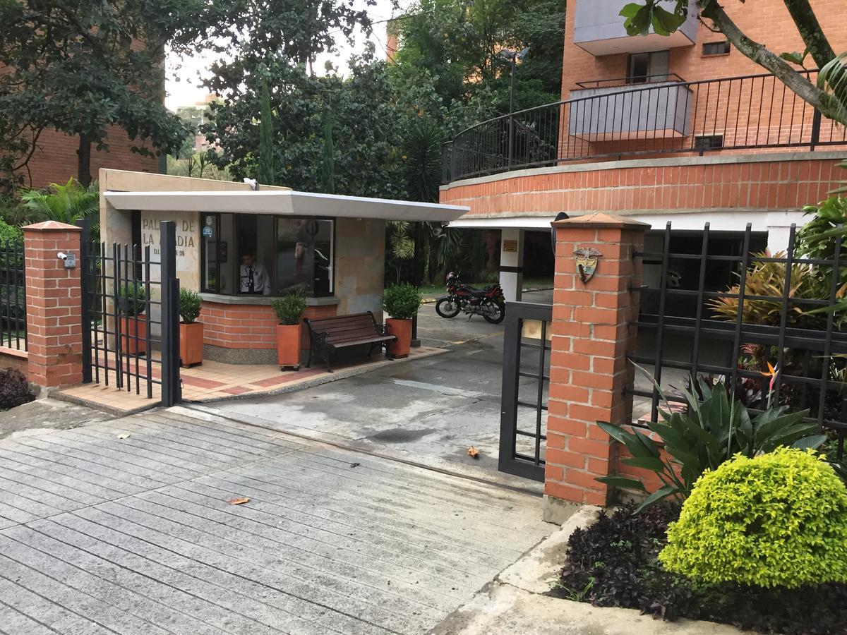 Apartamento En Poblado Apartamento