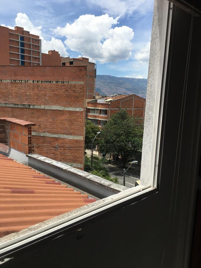Apartahotel Apartaestudio La Floresta Medellín