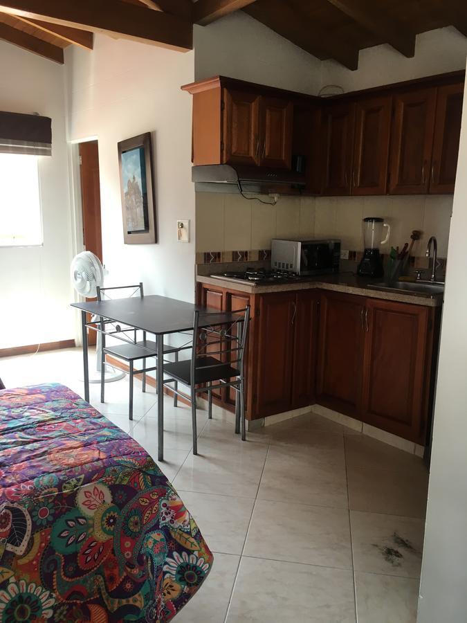 Apartaestudio La Floresta Medellín