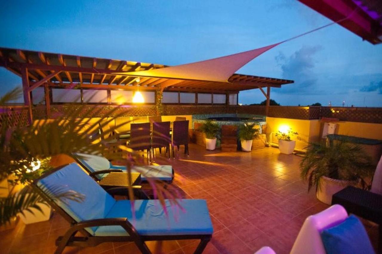 Pablo Escobar's 12 Bedroom Penthouse * Medellin