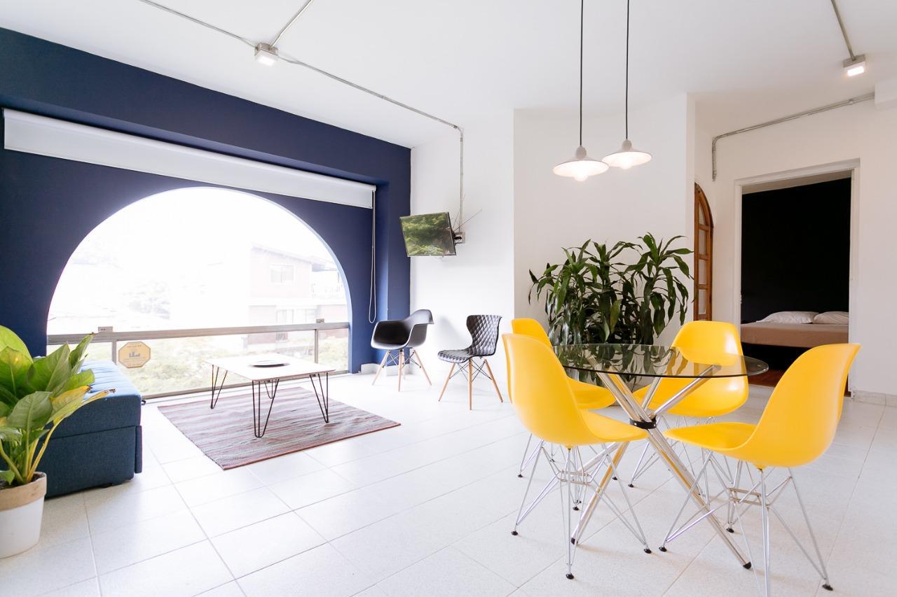 Two Br Lleras Apartamento *