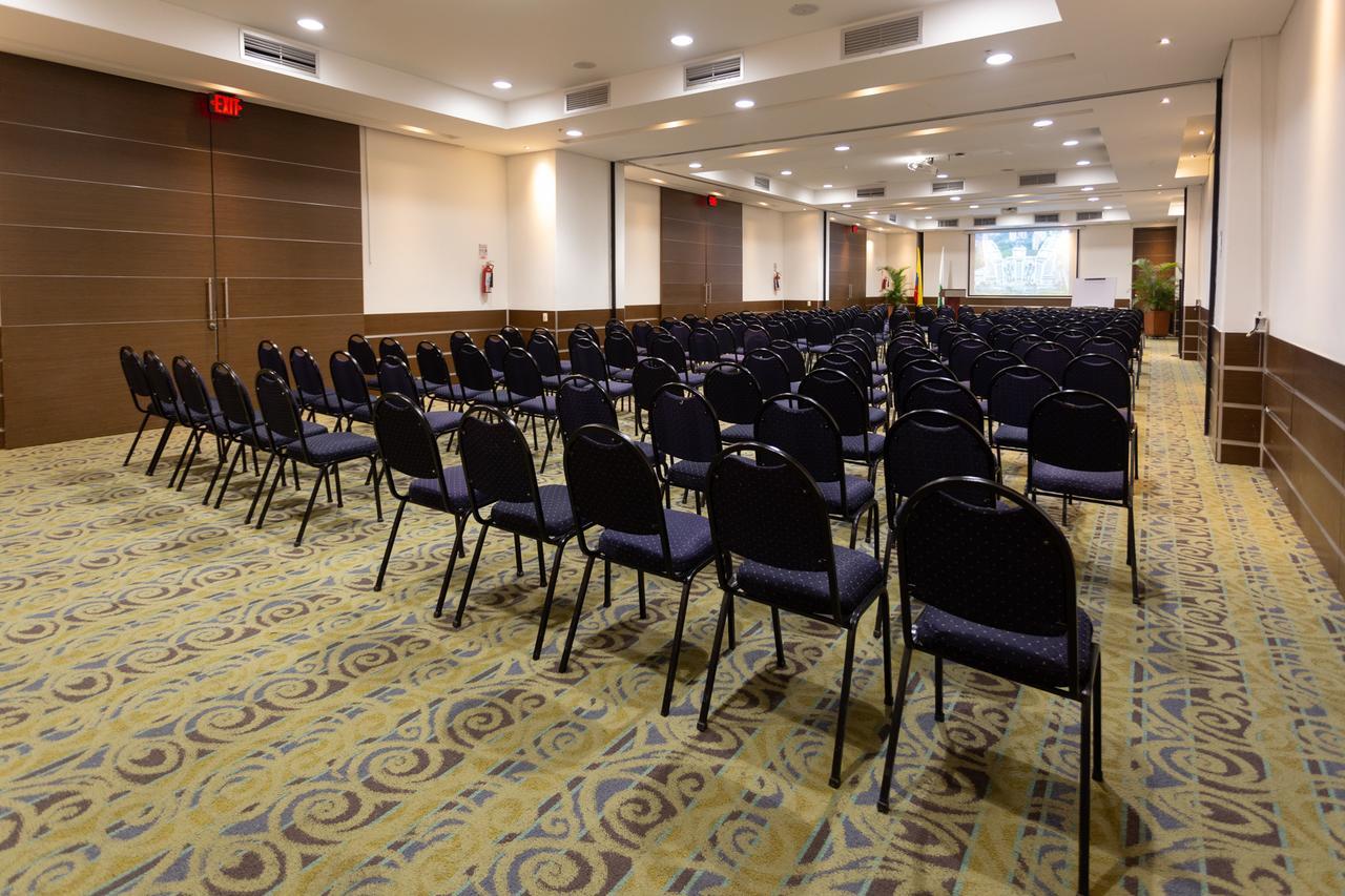 San Fernando Plaza 5* Medellin