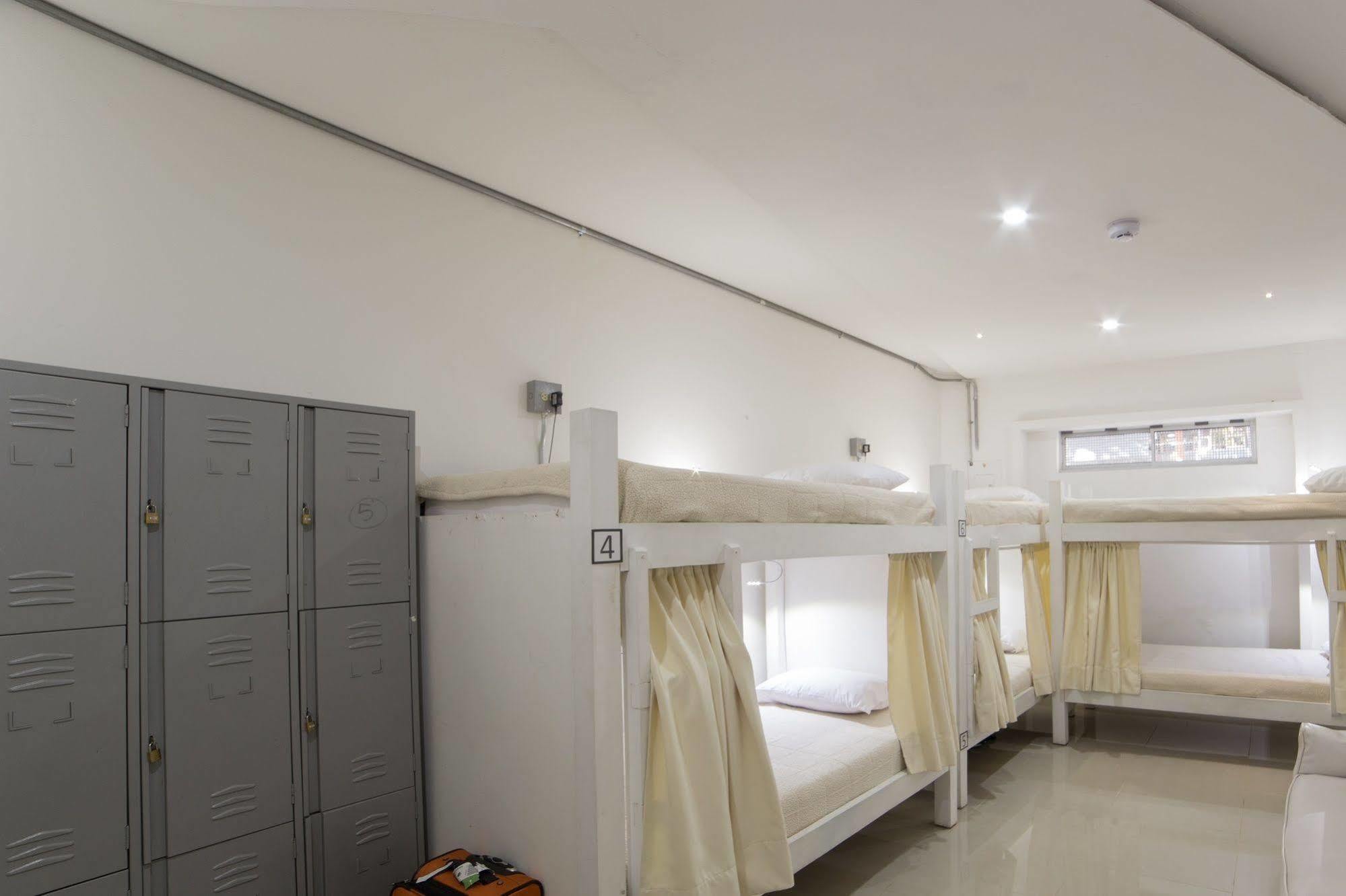 Lleras Hotel 2*