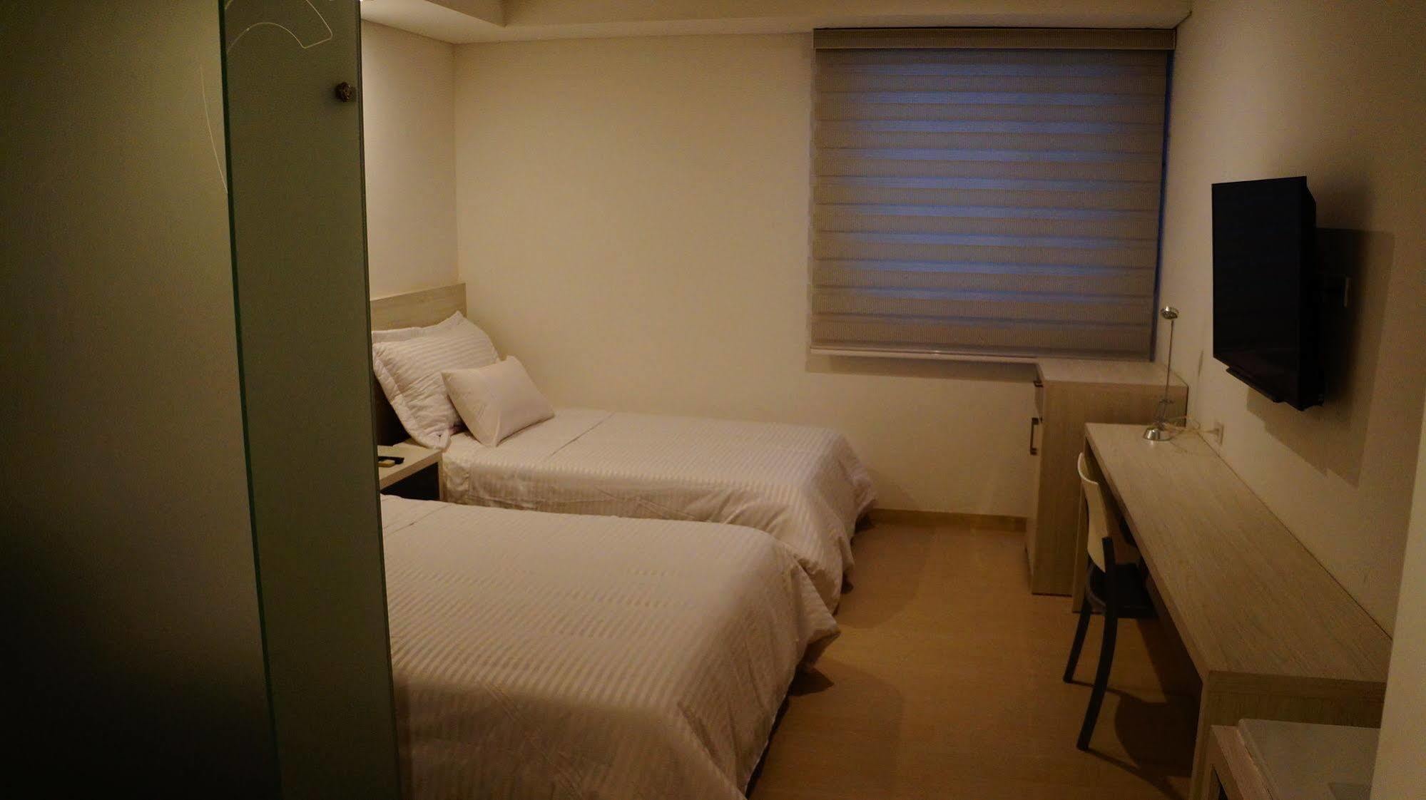 Dix 4* Medellín