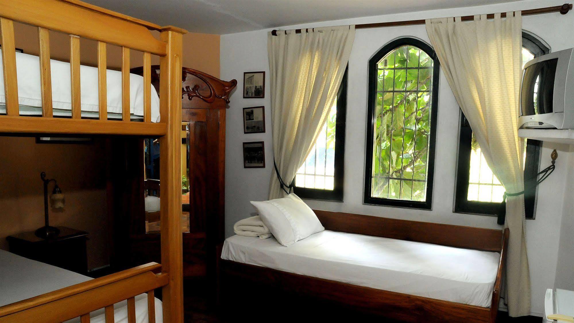 Ayenda Habana Vieja 1221 Hotel