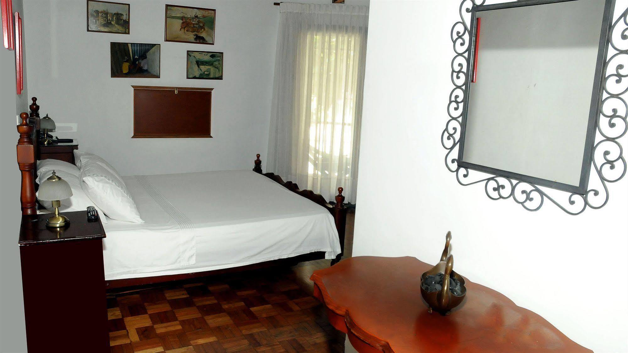 Ayenda Habana Vieja 1221 Hotel Medellín