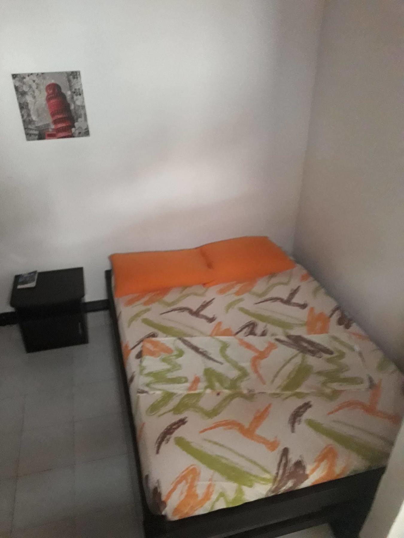 Waypoint Hostal *