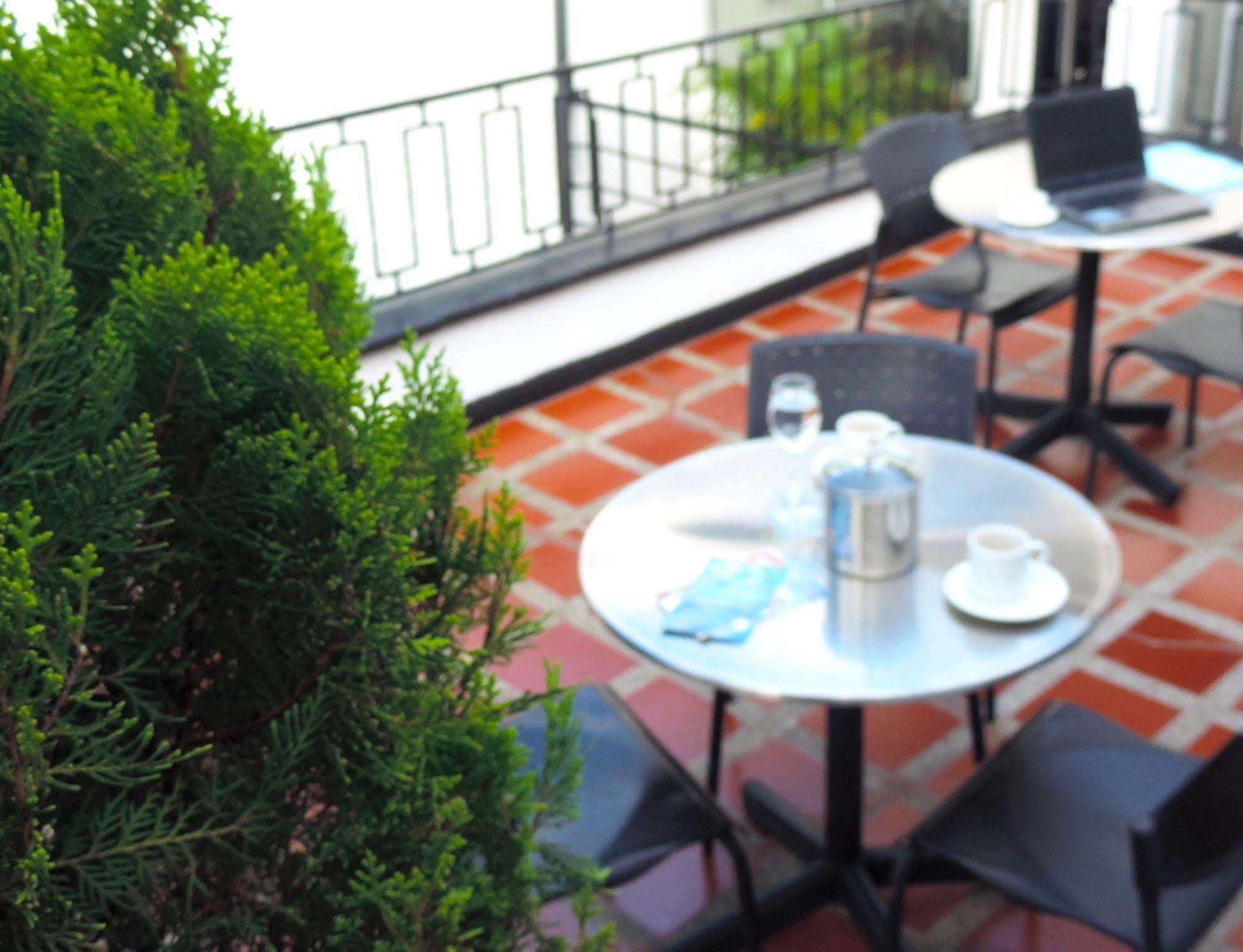 Casa Portico Hotel