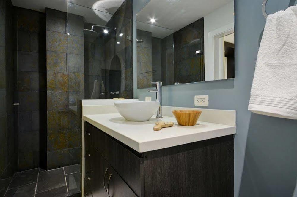Oasis Suites Hotel Medellín