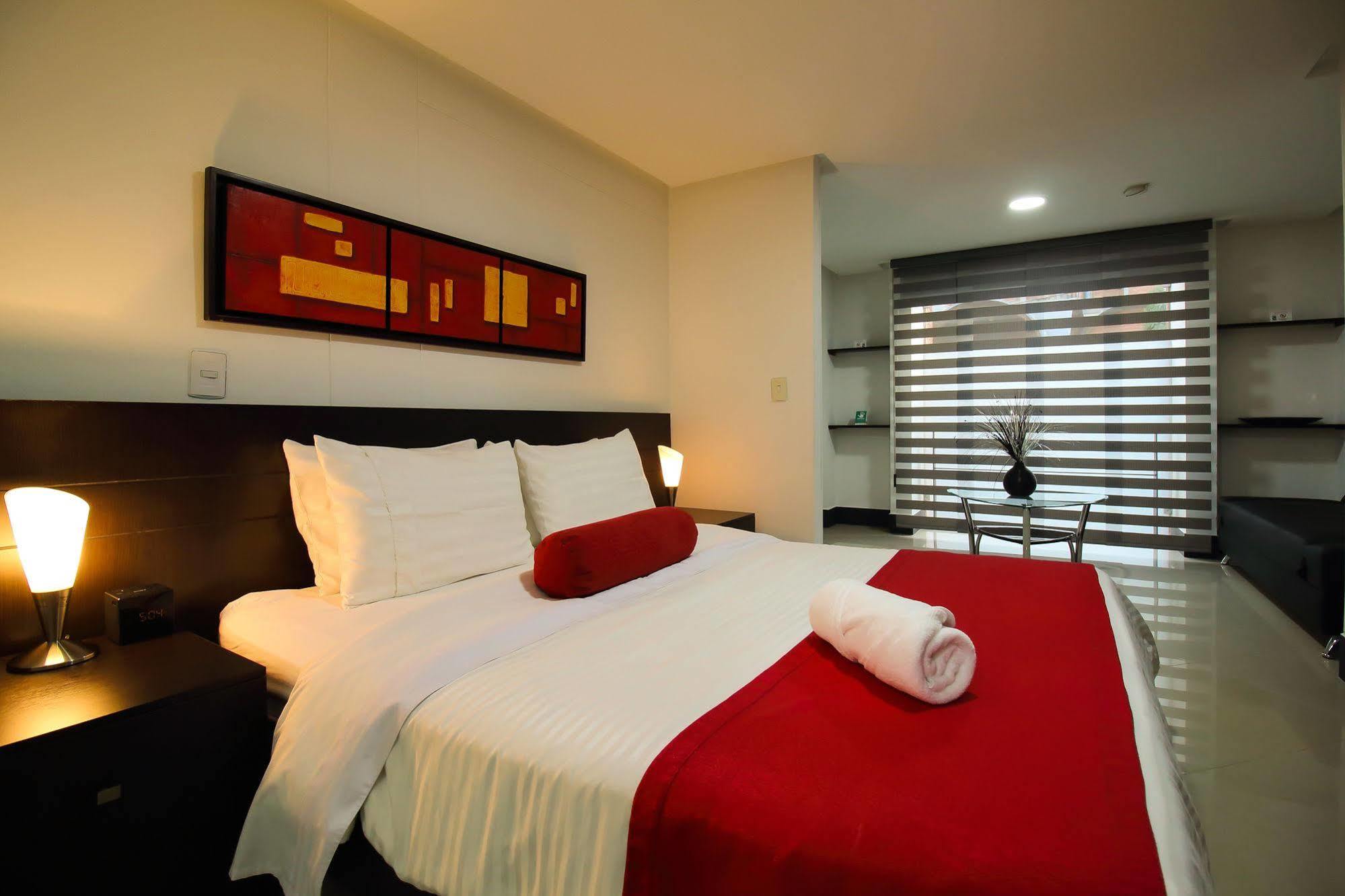 Hotel El Portón De San Joaquin 3*