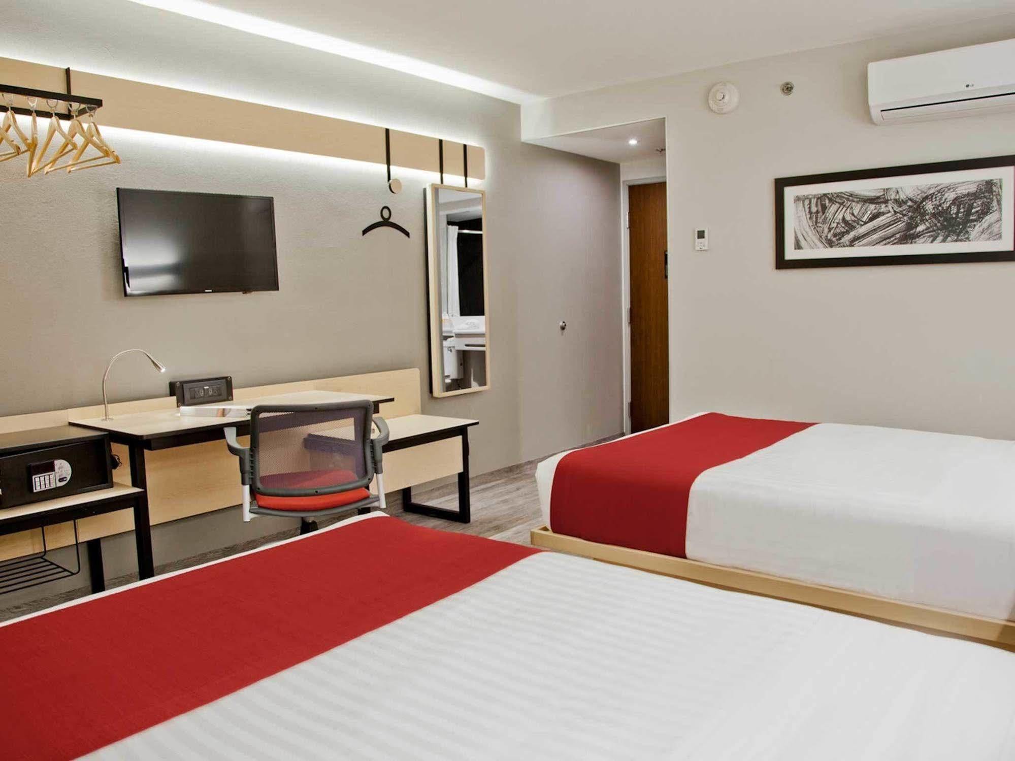 Hotel Express By Marriott Colombia 4*