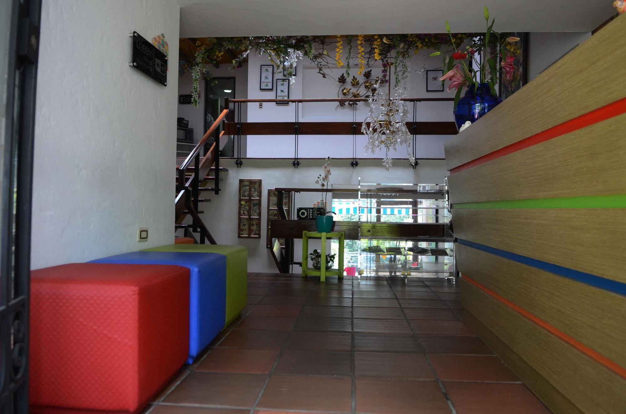 Kolor Boutique