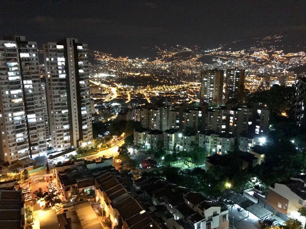 Guayacanes De San Diego Apartamento *