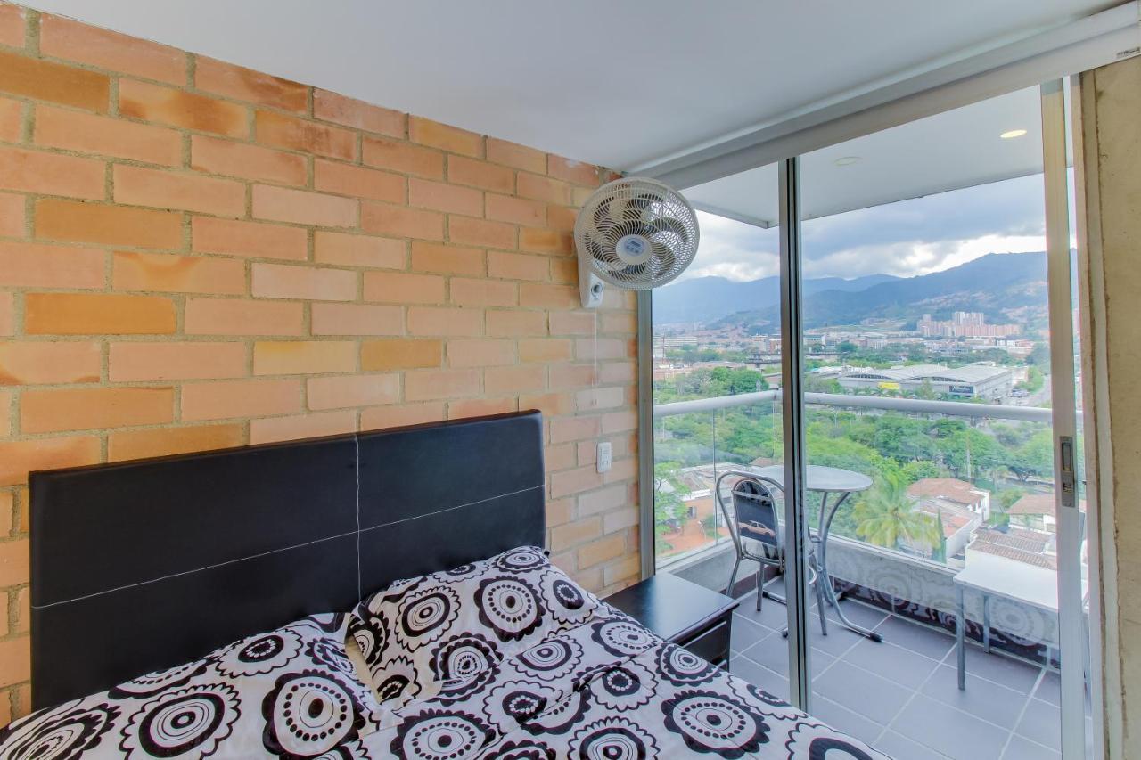 Apartamento Edificio Vegas De La Aguacatala - El Poblado Medellín