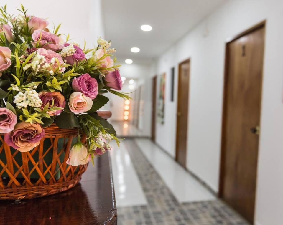 Plaza 33 Hotel 2*