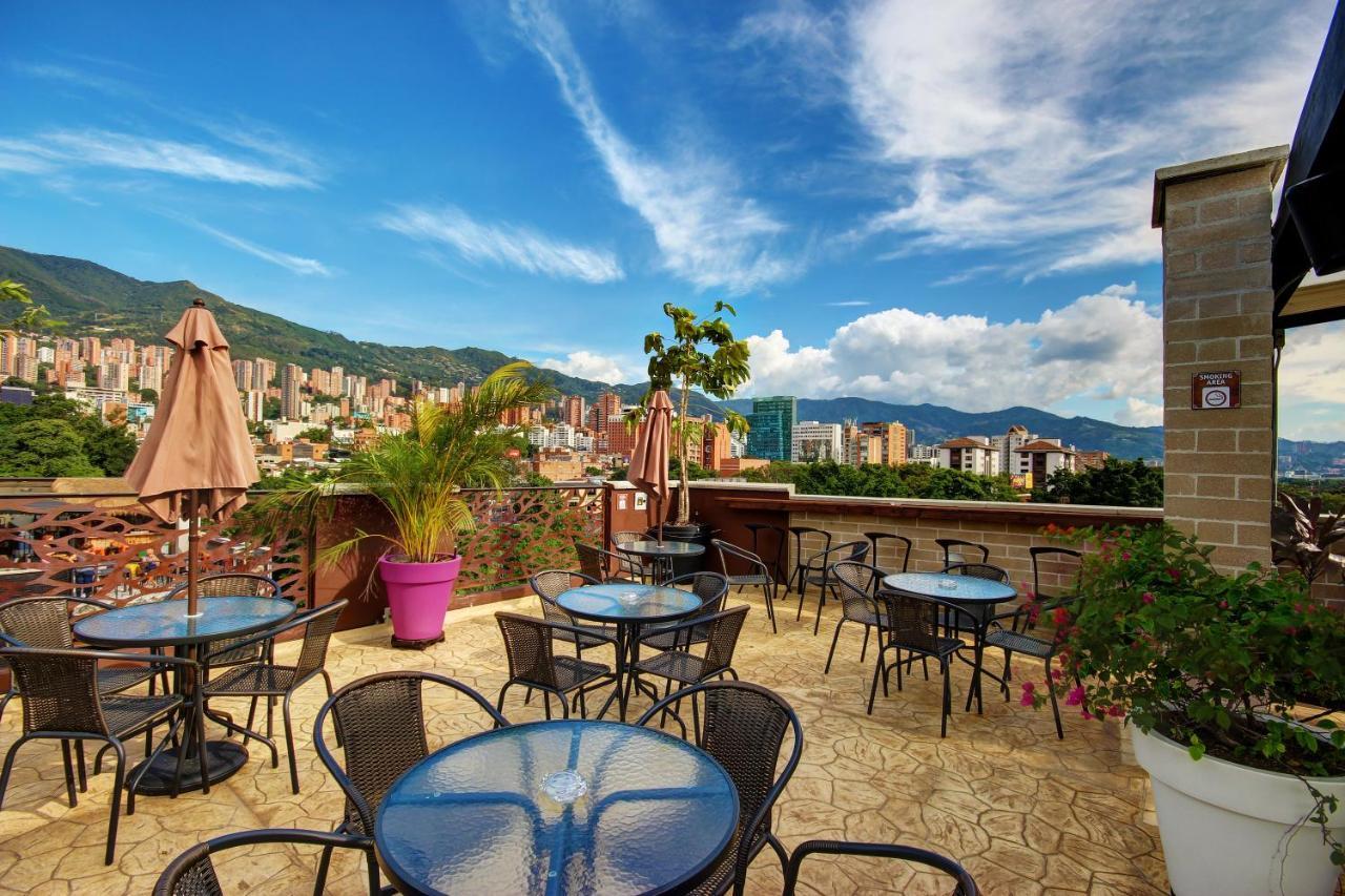 Hostal Los Patios Suites