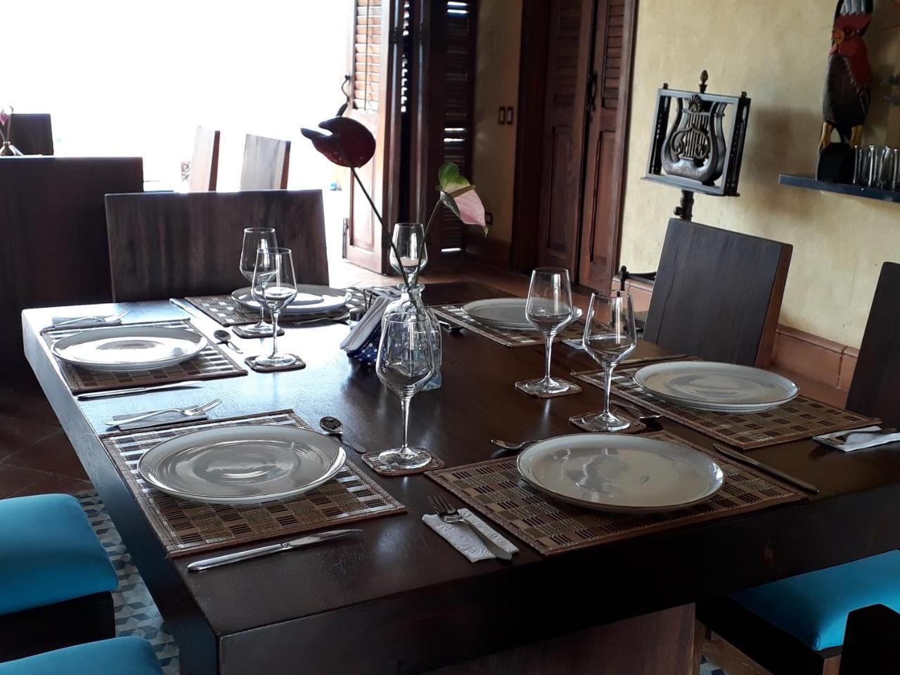 La Divisa Finca Hotel *