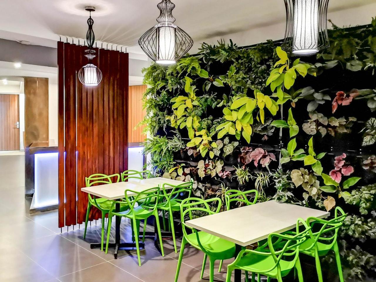 Foresta Hotel 4*