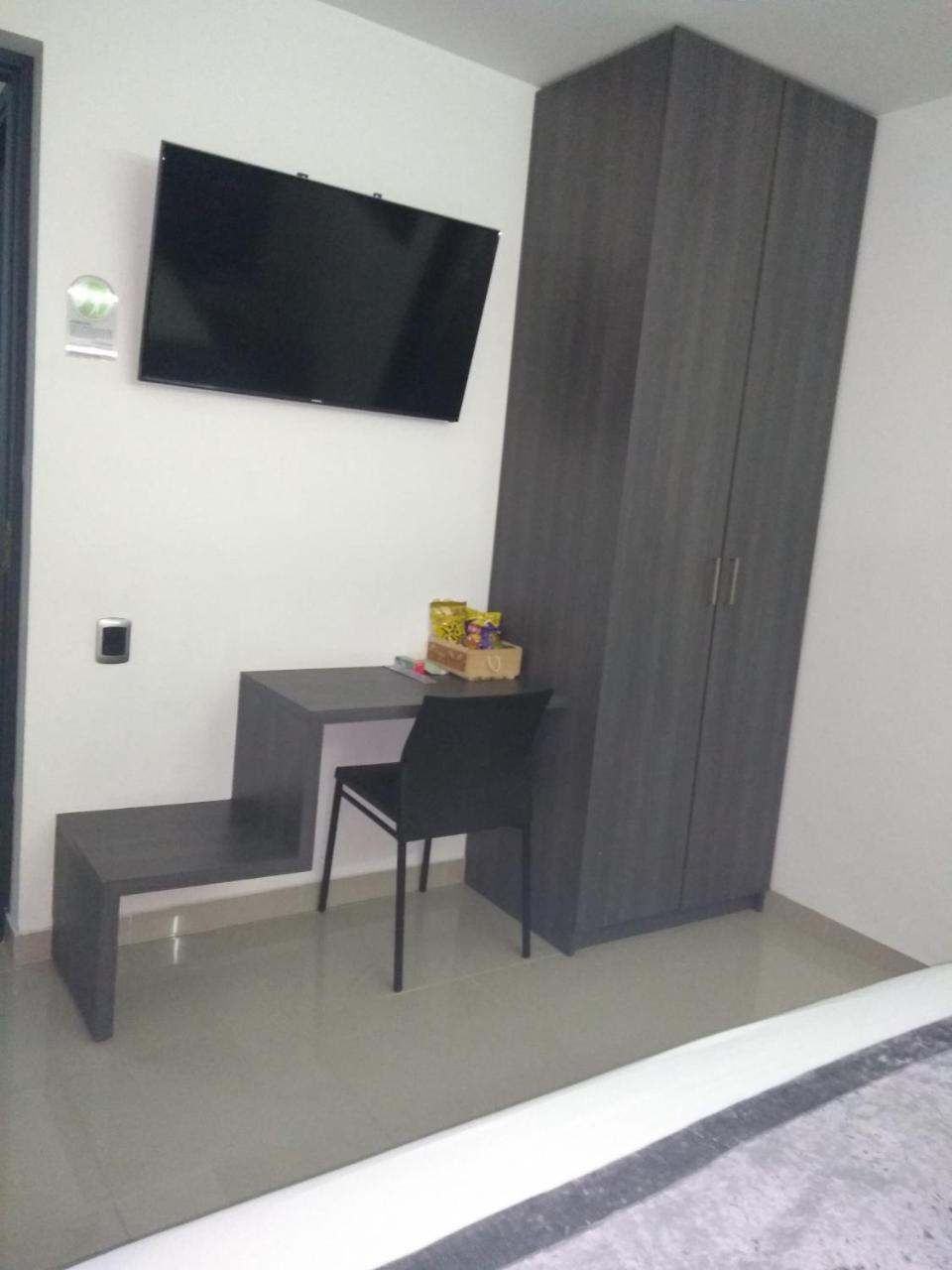 Hotel Calle 10 Express 2*