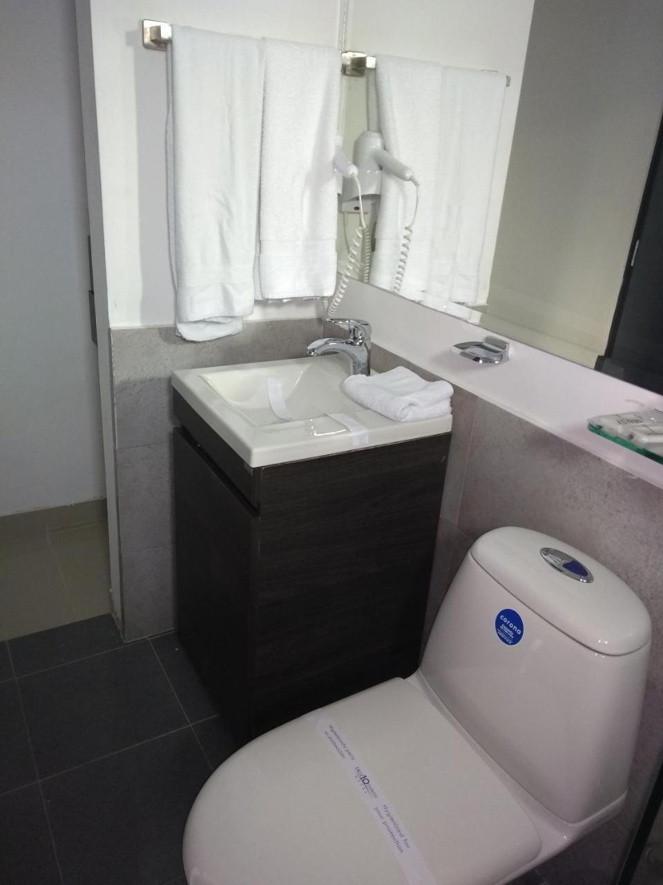 Hotel Calle 10 Express 2*