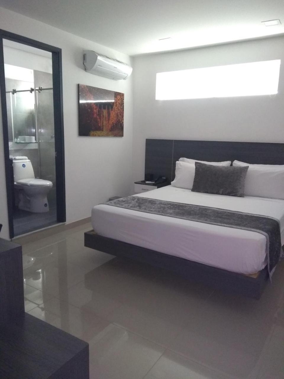 Calle 10 Express Hotel 2*