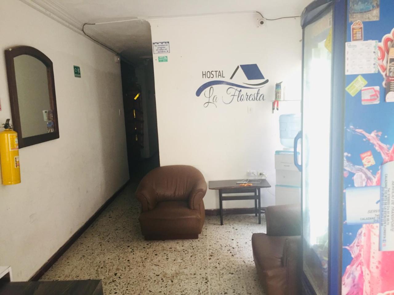 La Floresta Hostal
