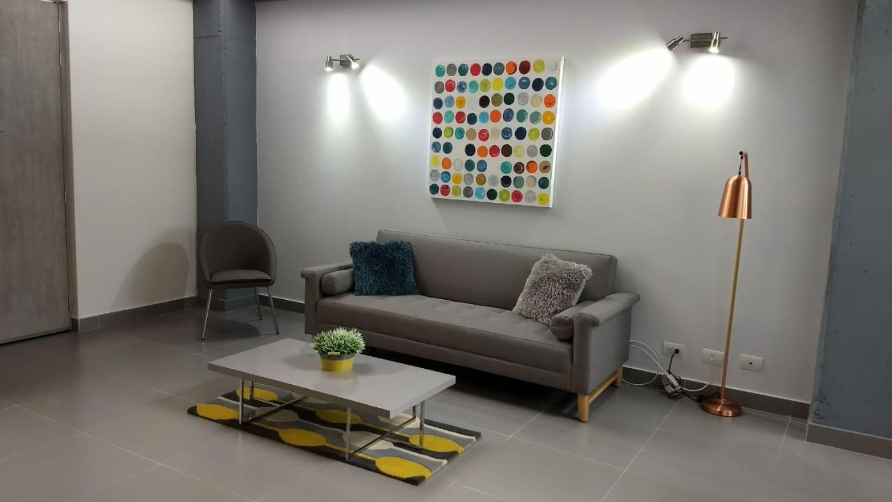 Hotel económico Santa Maria Suites *