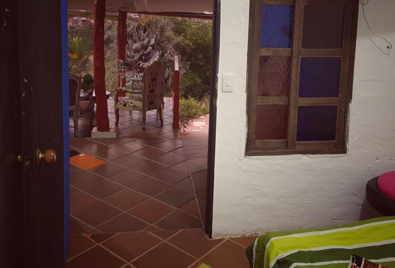 Hostal Eco Language *