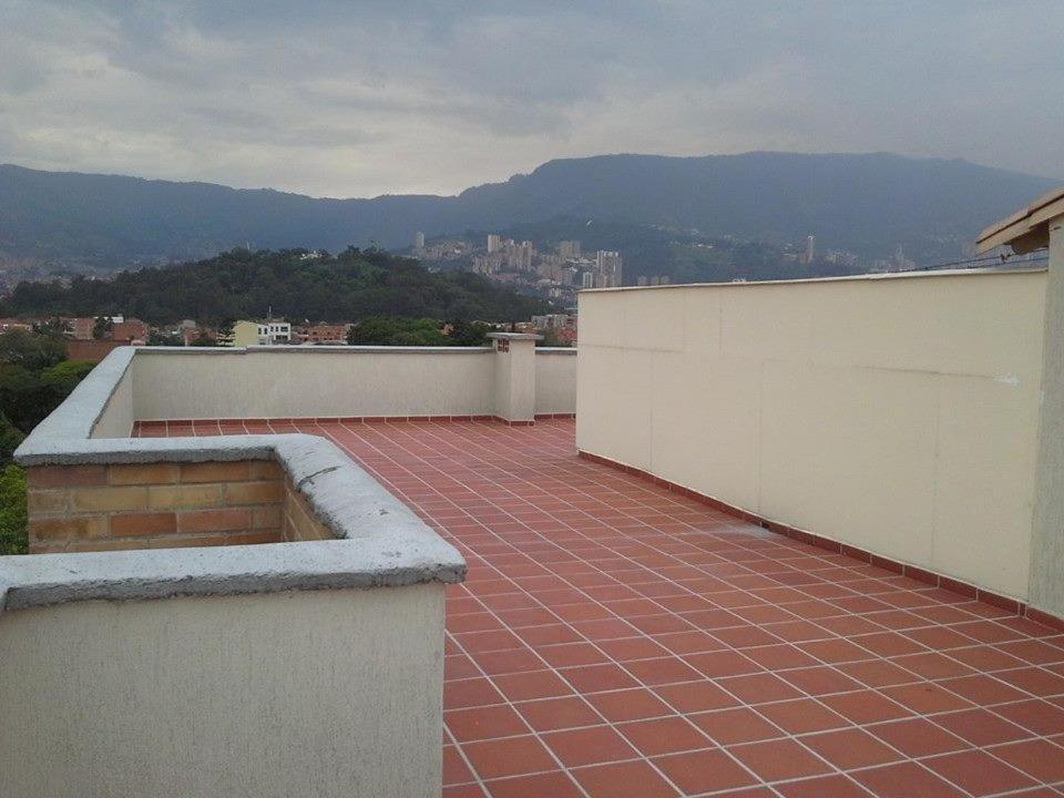 Acropolis Hotel