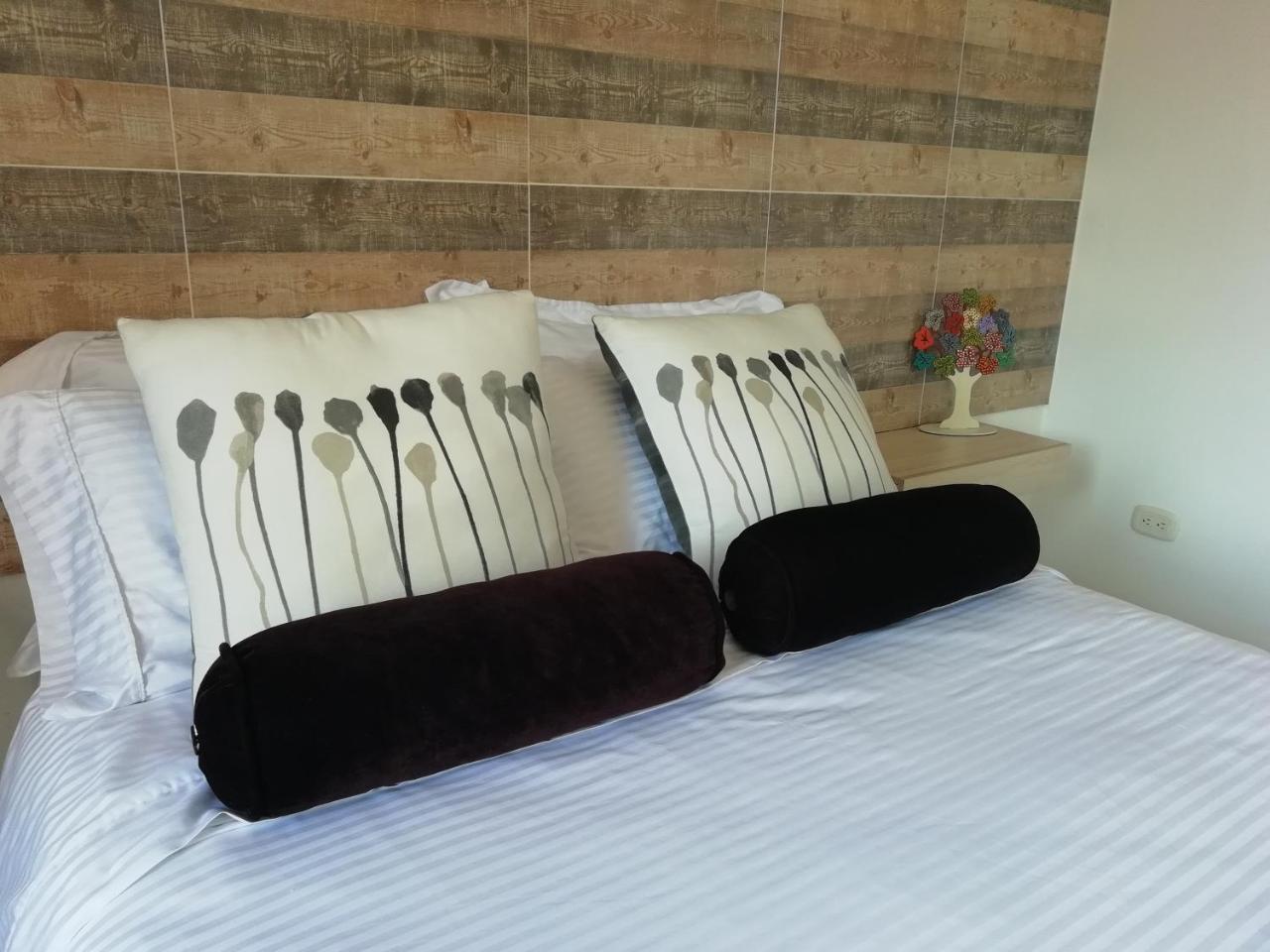 Apartahotel Apartasuite Laureles Cmc 3*