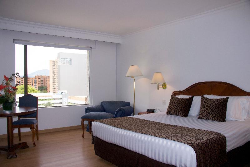 Hotel Poblado Plaza 5*