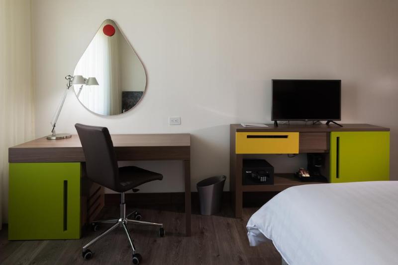 Hotel Hampton By Hilton 4*