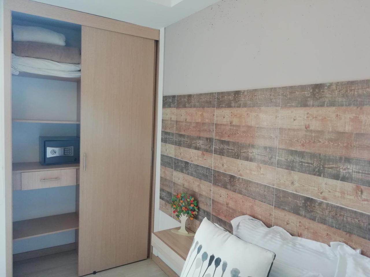 Apartasuite Laureles Cmc 3* Medellín