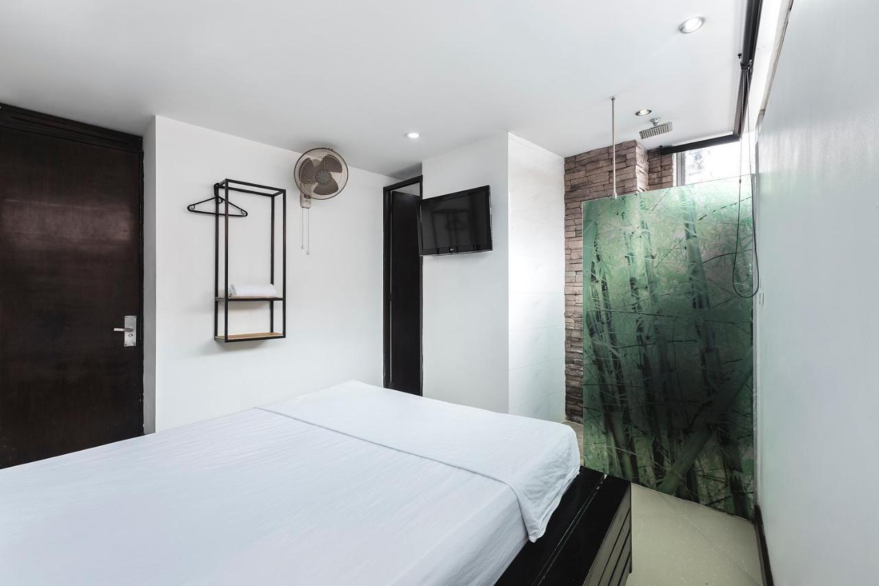 Kong Hotel 2*