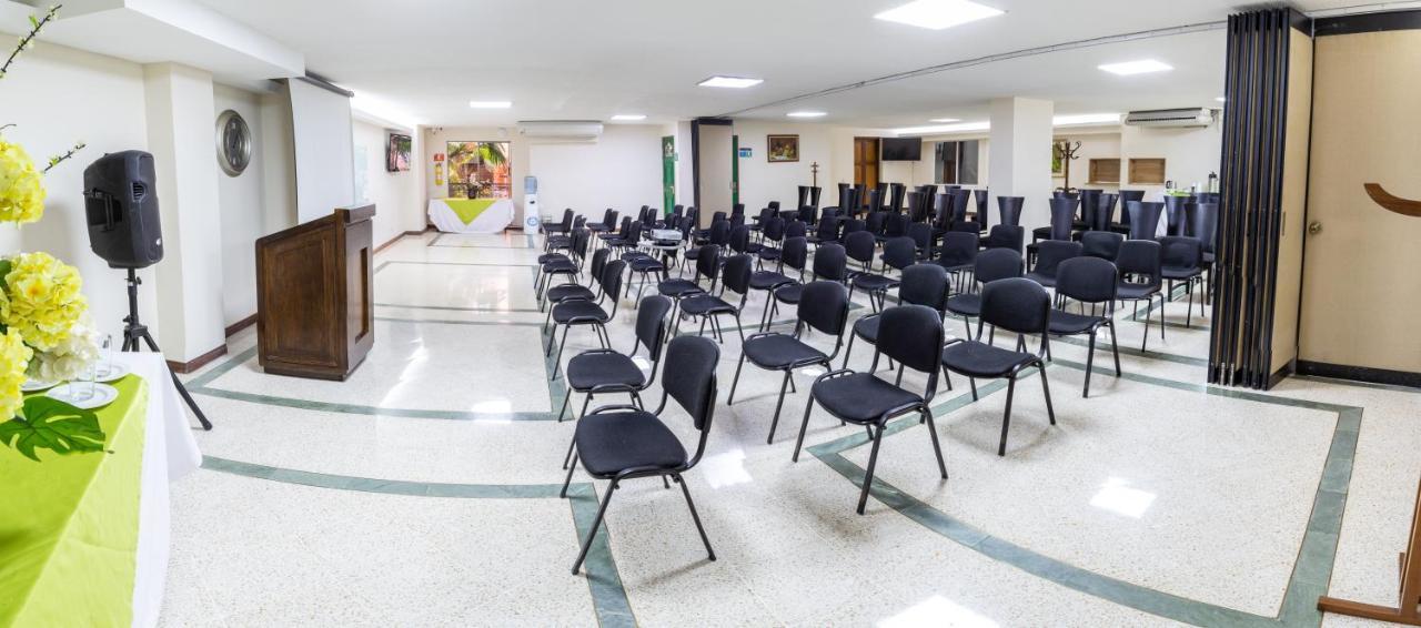Hotel San Pedro Del Fuerte 3*