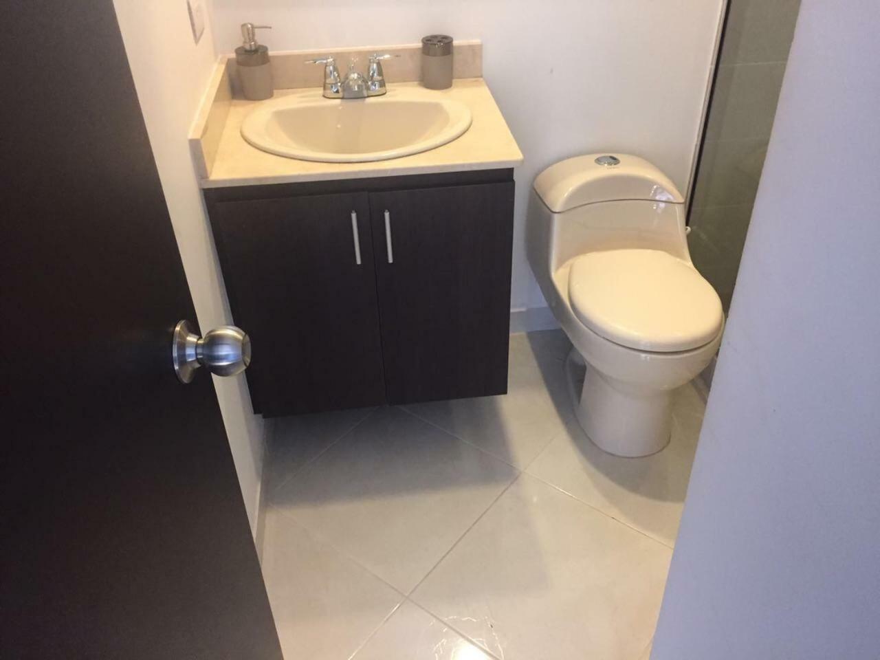 Carrera 44 #19a- 20 Apartamento