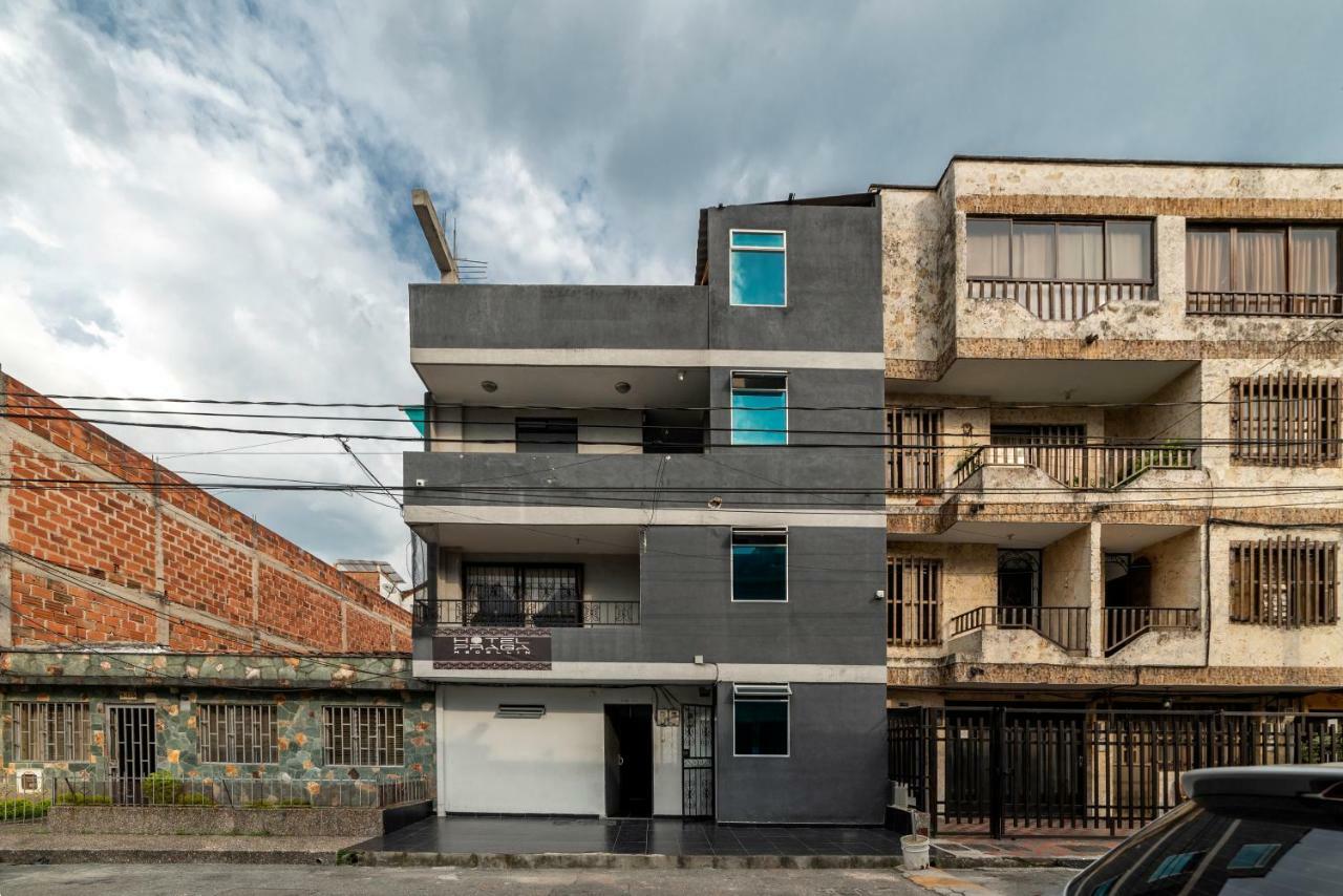 Praga 2* Medellín