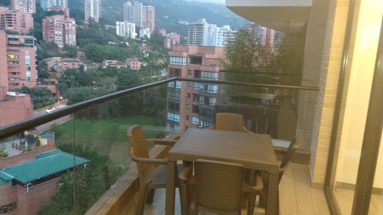 Comfortables Suites En El Poblado Balsos * Medellín