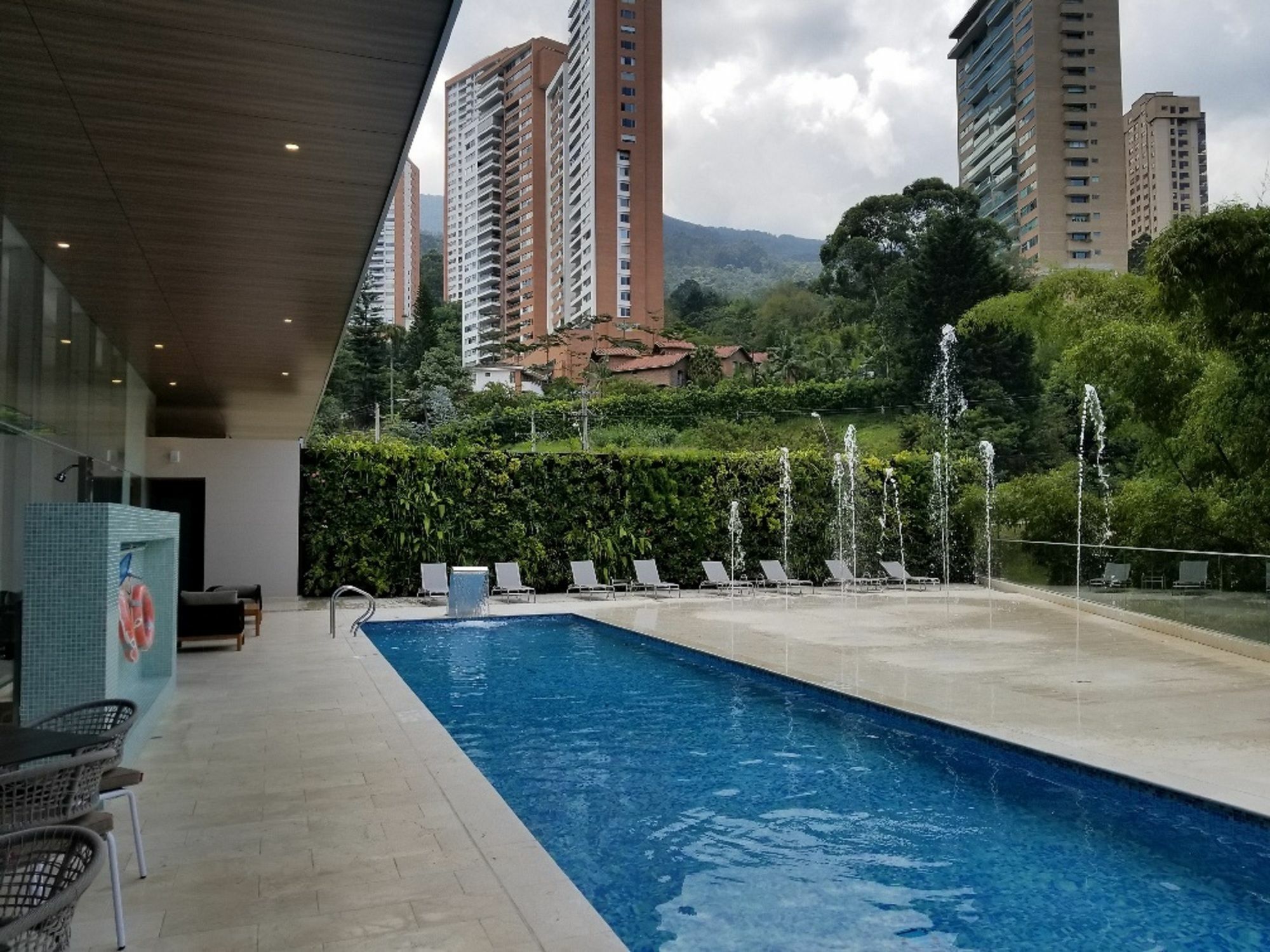 Estelar La Torre Medellín