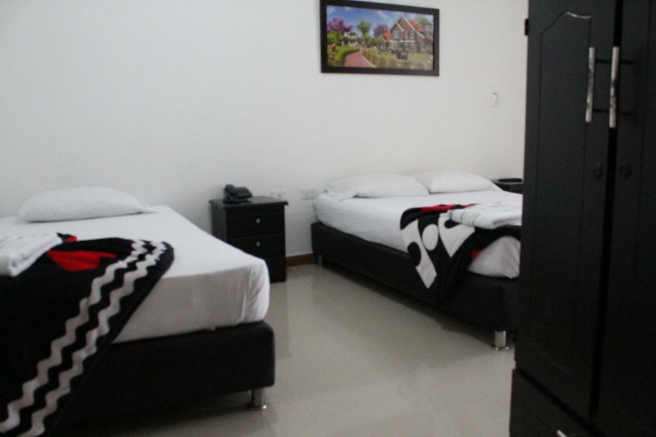 Manager Obelisk Hotel 3*