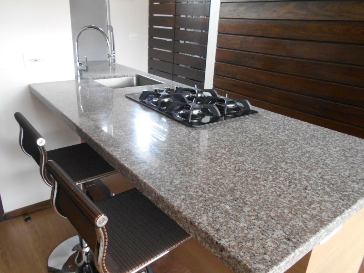 Moderatto Suites *